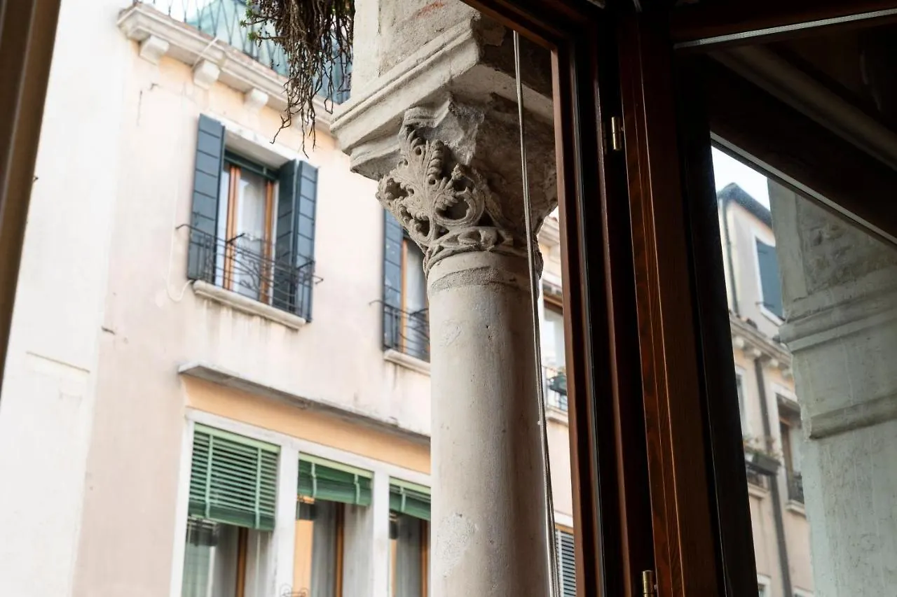 Ca Paola Cozy Venice Apartment