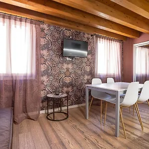 palazzina-riello.hotelslidodijesolo.com/